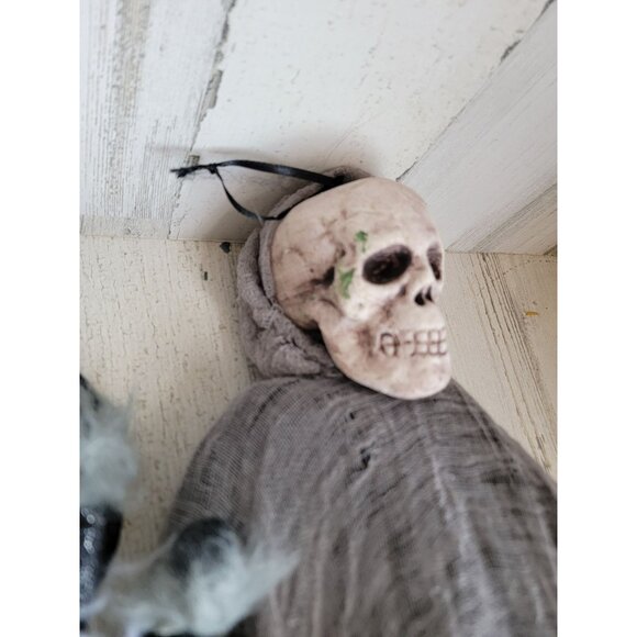 Grim reaper spider hanging Halloween home decor prop set unique - Picture 6 of 12